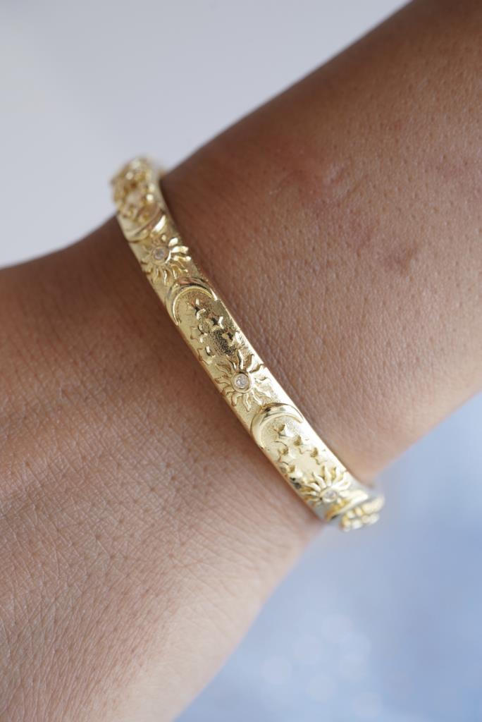 Ay Yıldız İşlemeli Kelepçe Bileklik