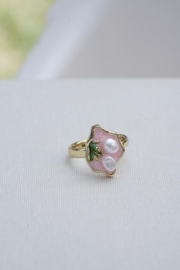 İncili Pembe Mineli Ayarlanabilir Yüzük