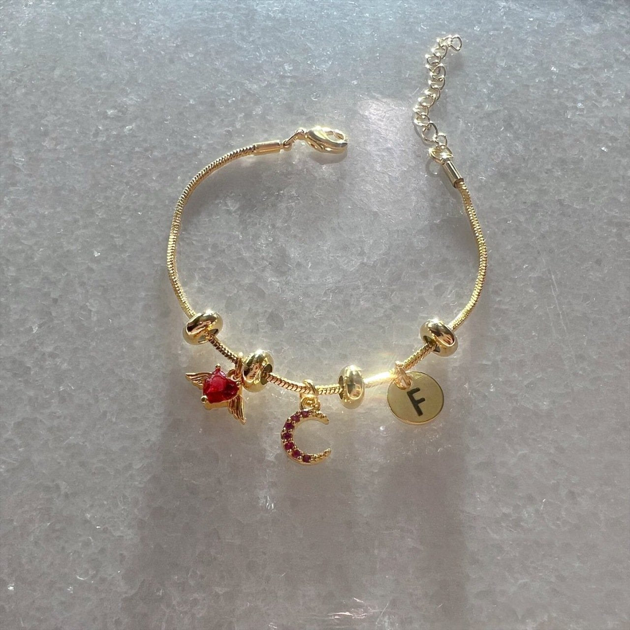 Kalpli Charm Çelik Bileklik