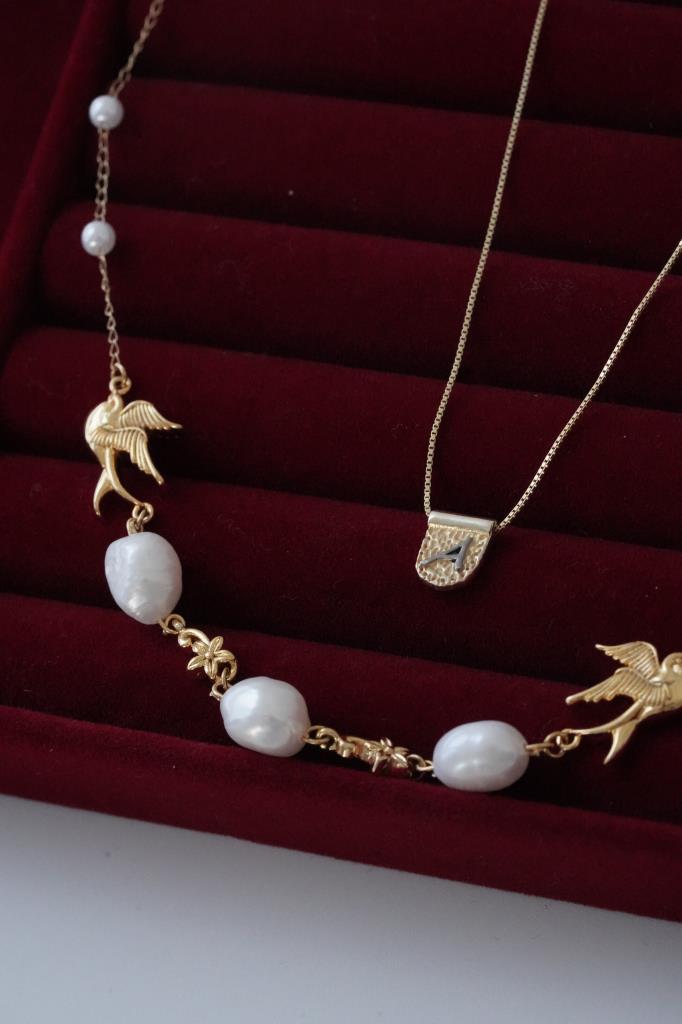 Mayzenia İncili Kuşlu Choker Kolye