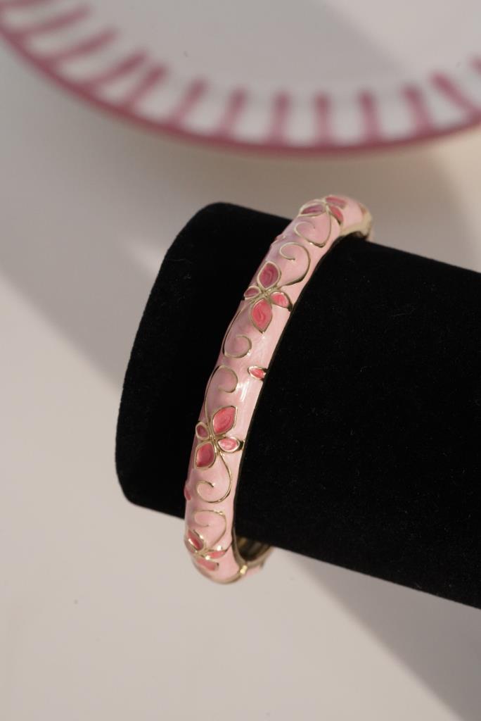 Pembe Çiçekli Mineli Kelepçe Bileklik