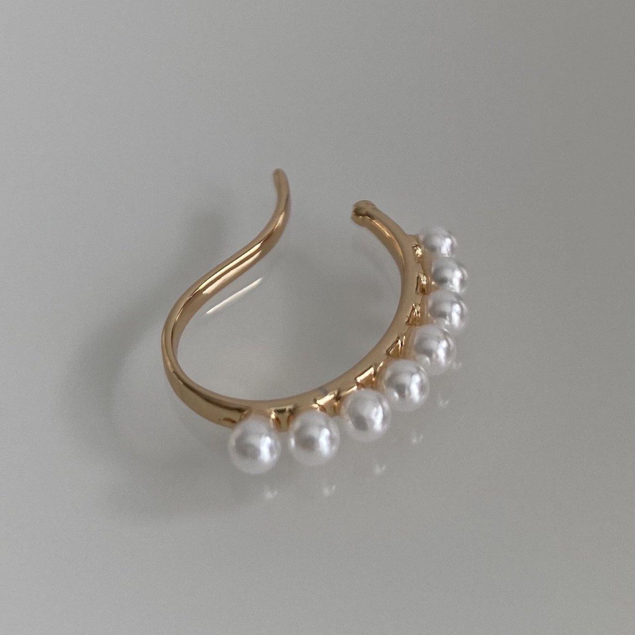 İncili Ear cuff